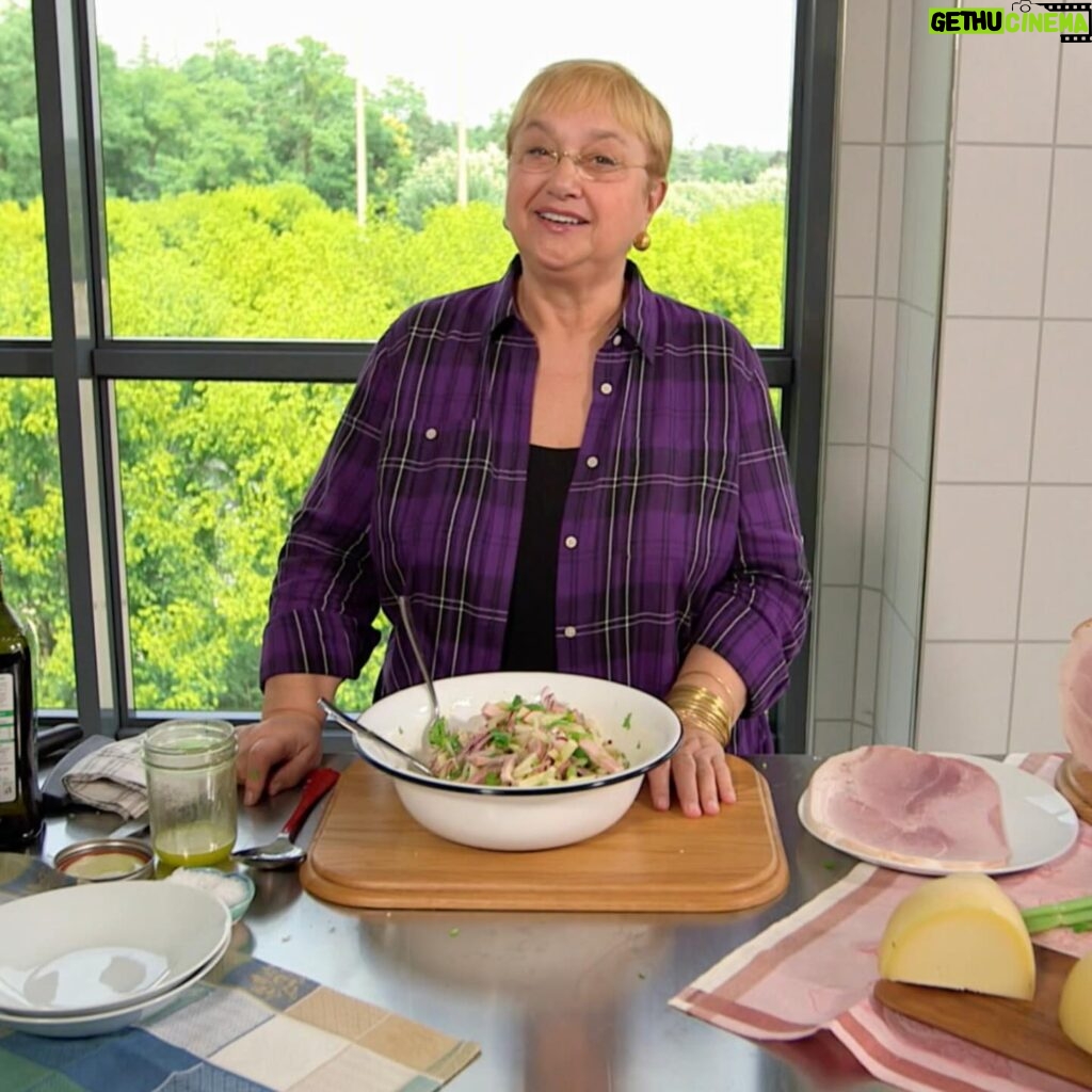 Lidia Bastianich Instagram - Fennel and Radish Salad with Prosciutto Cotto. Here I am in beautiful Monza, Italy, where I discovered this this deliciously fresh and savory salad. I love the crunch of the fresh vegetables in contrast with the Prosciutto Cotto and Caciocavallo, all brought beautifully together by the fresh lemon juice and olive oil dressing. Link to video in my bio. Delizioso! #LidiasRecipes #LidiasItaly #LidiasKitchen #LidiaBastianich #ItalianFood #25YearsofLidia #FromLidiasTableToYours #LidiasSoundtrack