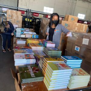 Lidya Jewett Instagram - 13,000 books. I love spending my Saturdays filling libraries with books for underserved schools in Los Angeles with @accessbooksca. link in my bio for more information on how to help.