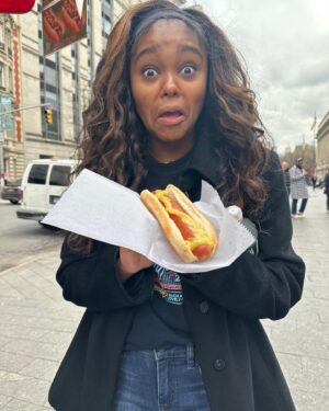 Lidya Jewett Instagram - nyc pt. 1, i hailed a taxi for the first time, ngl i’m pretty good at it