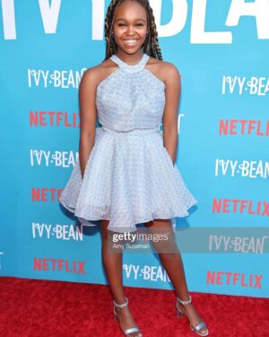 Lidya Jewett Instagram - Ivy   Bean premier. such a great night!! can’t wait for everyone to meet Nancy and the gang. start streaming on sept 2 on @netflix #ivyandbean #ivyandbeannetflix