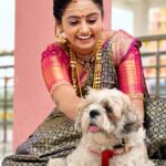 Likitha Murthy Instagram - Not sooo dog lover but love to pet them….🥰🥰😅 @im__urs__physco 🐶 Is there anyone who can relate to me??