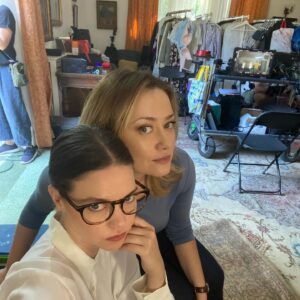 Lila Baklesi Instagram - Το «ΣΩΣΕ ΜΕ» στο NETFLIX
Μεγάλη χαρά για αυτή τη δουλειά και τους συνεργάτες μπροστά και πίσω από τις κάμερες 🧡

Βασισμένο στο βιβλίο του @disimos1 
Σκηνοθεσία: Πιέρρος Ανδρακάκος @pierrosandrakakos 
Σενάριο: @disimos1 @pierrosandrakakos Βαγγέλης Νάσης
Διεύθυνση Φωτογραφίας: @vasilis_kasvikis 
Casting: @sofiacasting1  @ready2cast 
Ενδυματολόγοι: @evelyna_darzenta @annazotou 
Σκηνογράφος: @doumasj 
Βοηθός Σκηνοθέτη: @mple_kounoupidi 
Β’ βοηθός σκηνοθέτη: @georgetsirogiannis 
Script: @kwnina.v 
Μακιγιάζ: @gioapal 
Hair Stylist: @kaitiaravantinou 
Ηχολήπτης: @fotiadis_location_sound 
Sound Design: @md_recording_studios 
Πρωτότυπη Μουσική: @stavrosmarkonis 
Μοντάζ: @xrmarkakis 
Showrunner: @ydonos 
Executive producer: @iskasm