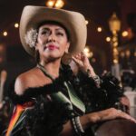 Lila Downs Instagram – @liladowns is back – with not one but Dos Corazones – a new song which she will be debuting live in London tonight.  She tells Elizabeth Mistry from @latinolifeuk  how her first UK visit in eight years will be an opportunity to talk about why “”we all need more heart.”

Full article: @latinolifeuk