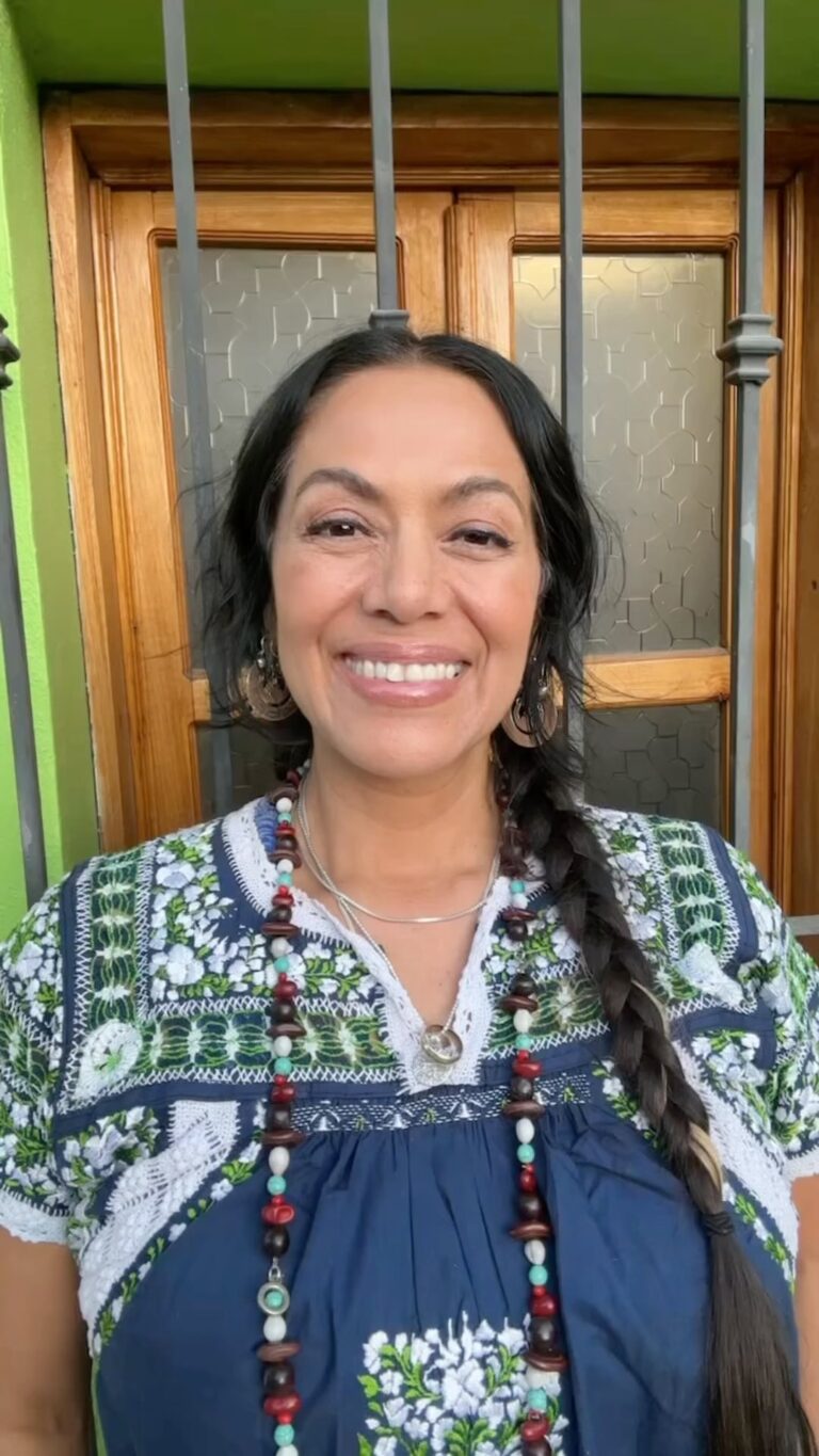 Lila Downs Instagram - ¿Están listos para disfrutar de una gran velada junto a la gran @liladowns en el Festival Internacional #SanLuisEnPrimavera? 🤩 Nos vemos este próximo 28 de marzo en punto de las 19:00 horas en 📍Plaza de Los Fundadores. 👉🏻Evento totalmente gratuito