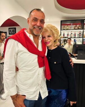 Lili Caneças Instagram - Na inauguração do famoso restaurante carioca La Fiorentina ,com o meu querido @nuno.gama