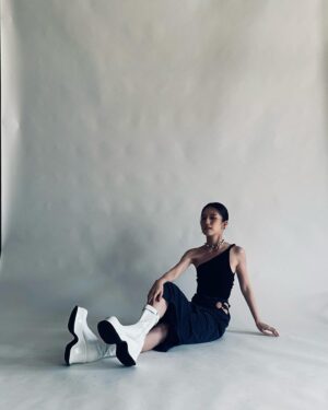 Lilian Zhang Thumbnail - 1.5K Likes - Most Liked Instagram Photos