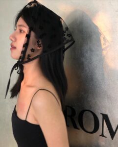 Actress Lilian Zhang HD Instagram Photos and Wallpapers April 2024