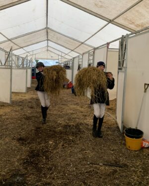Lilly Aspell Instagram - Not my usual behind the scenes post !! What a weekend Thank you @batessaddles @lemieuxproductsofficial @omegaequine @samshield_unitedkingdom @samshieldofficial