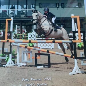 Lilly Aspell Instagram - Great weekend at @weston_lawns_equitation for the Summer Prem, Bailey was super as always. Thank you so much to David Lawson and Leanne Lawson for all of your help x