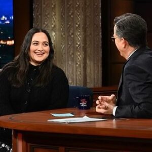 Lily Gladstone Instagram - ✨Dream came true tonight!✨
The Ed Sullivan Theater. Standing exactly where the Beatles first played in America. STEPHEN COLBERT 🤟🏼😝🤟🏼 
So grateful to be on Late Night!!!
❤️Happy Valentines Day, everyone!!! ❤️
📸@skpnyc
💄 @cygmakeup 
💇🏻‍♀️ @lacyredway 
💃🏻✨Skirt and sweater by Emilia Wickstead @emiliawickstead 
💎Earrings by @weomepe 
👑Styled by @jasonrembert 
With @ww.ilt ✨

@ColbertLateShow 
@StephenAtHome  #Colbert