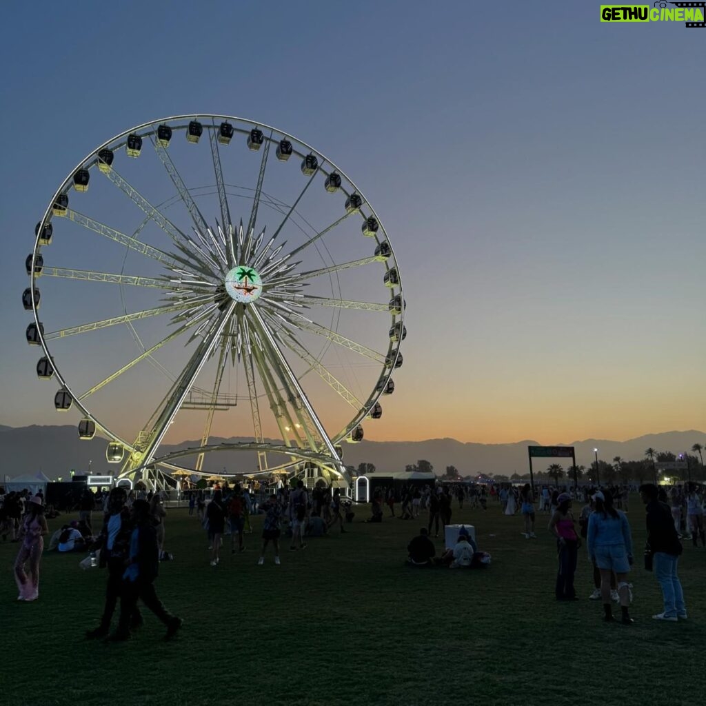 Lily Brooks O'Briant Instagram - baby’s first Coachella Day 1 🎡 • • #coachella #festival #musicfestival #coachella2024 #music #festivalfashion #festivaloutfit #festivalseason