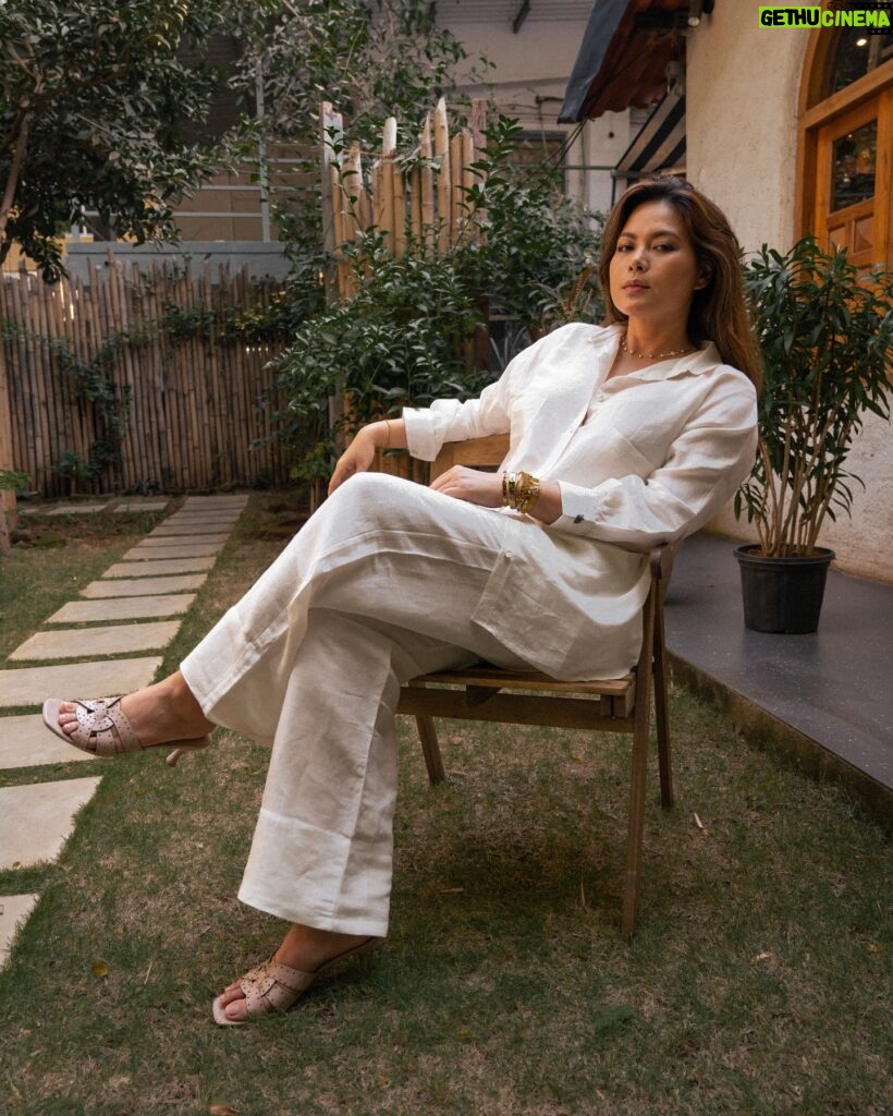 Lin Laishram Instagram - The ever stunning @linlaishram in our White Linen Beetle Coord set giving us style goals ❤️ The set is available in white and navy linen. Hit #linkinbio for more. Photographer: @chitrdev.in Make up & Hair: @makeupbyangana Outfit: @thehaimishliving Jewellery: @shamooosana Assisted by: @gopaleseema #thehaimishliving #celebstyle #linlaishram #linen #relaxedfit #linenclothing #minimalism #minimalstyle #styleinspo #vintagestyle #makeinindia #staystylish