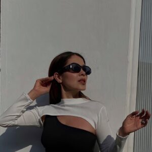 Lina Castrillón Instagram - Sabroso el sol de Bogota hoy !!☀️__________ @valila.co

Hey 👋 pásate por @valila.co
