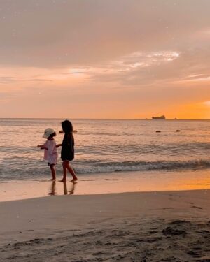 Lina Castrillón Instagram - ☀️🫶🌅

Momentos que son vida .
#tbt☀️