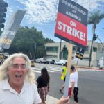 Lina Esco Instagram - sag wga STRONG @keleherr @agnesecabala #mitchglazer