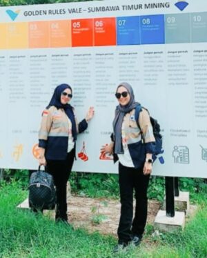 Linda Ramadhanty Instagram - 👯‍♀️🩵
