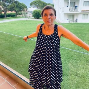Linda Youdif Instagram - Ce soir à l’hôtel près du resto! Bcp de verdure hein? 😂😂 #palmademallorca et demain la suite!!