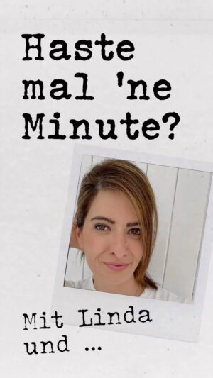 Linda Zervakis Instagram - Hinter dem Satz: „Hast du mal ‘ne Minute?“ lauert entweder richtig Ärger oder im besten Fall eine angenehme Überraschung. Hier hoffen wir auf letzteres und wünschen in jedem Fall: viel Spaß.

Nach einer Idee von @elissavet_patrikiou und mir.

Und danke @michelabdollahi, dass du das mitgemacht hast. Du bist und bleibst ein Knaller❤️

#überraschung 
#hastdumalneminute 
#surprise 
#erwartungen 
#mondaymorning 
#montagmorgen 
#kurzehose 
#rasieren