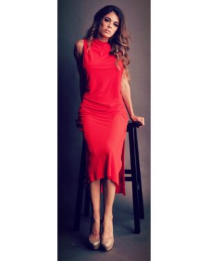 Lindsay Hartley Instagram - Start date Nov. 2nd. 
The Romeo and Juliet Killers #director Love can be a killer 😋