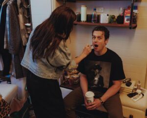 Lindsay Mendez Instagram - How do old friends get ready for the Tony Awards? Together, of course. #MerrilyOnBway

📸: @murphymade