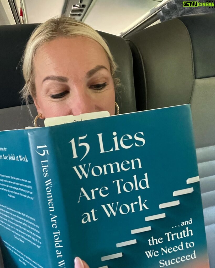 Lindsay Czarniak Instagram - I'm so excited to join my friend Bonnie tomorrow for a chat about her new book "15 Lies Women Are Told at Work" it is SO good and SO impactful. I have so many questions! Come see us if you're near New Canaan, CT! (Link in my stories for tickets) #booktour #bookstagram #books #women #womeninbusiness