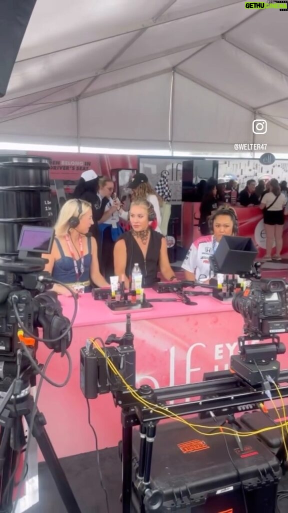 Lindsay Czarniak Instagram - The #E.L.F. Effect at the #indy500 - women belong in the drivers seat, and brands belong driving change. Driving change & shifting culture requires a combination of both, as demonstrated by the @elfcosmetics x @katherineracing at the #indianapolis500 @indianapolismotorspeedway - it was the party for parity & fans showed up. This is the blueprint - or should I say pink pathway! S/o to @brookjayatc for elfing things up and demonstrating your fabulous hospitality- to me and team @joinosprey - thanks for having me on the twitch stream with @lindsaycz x @nobswithanna
