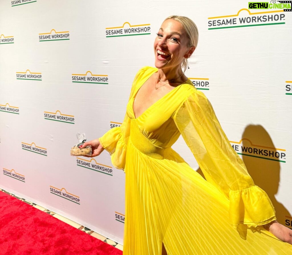 Lindsay Czarniak Instagram - Over a decade of marriage and I didn't know Telly was @craigmelvinnbc 's favorite muppet until last week. Grateful for this photo op and a special night celebrating all @sesameworkshop does to help with early childhood education. Congrats to @shondarhimes for the well deserved honor and thanks @aliceandolivia for creating a vibrant yellow gown (a la MY favorite Sesame Street character) that survived a LaGuardia airport bathroom wardrobe change with minimal wrinkles . We felt a little guilty singing along to some old favorites without the kids but this night was incredible! @sesamestreet #sesamestreet #kids #family #love #childhood #education