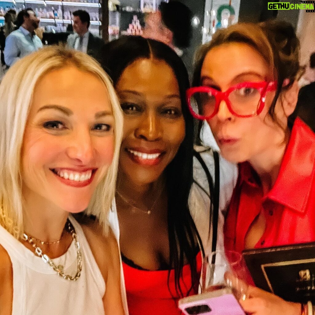 Lindsay Czarniak Instagram - I was caught with a pen mark on my tank top in this picture between a stylist and a woman who owns of the coolest boutiques in our town. Whoops. However this is an example of why I love community. I was so grateful to come together with friends (and family) this week for an evening where the mission was to raise money for AEDs and to help say thanks for those who give tirelessly every day to help save others. Thanks @jenielizabeth for helping to create this important event and to everyone who supported! @westportfirect #community #love #giveback