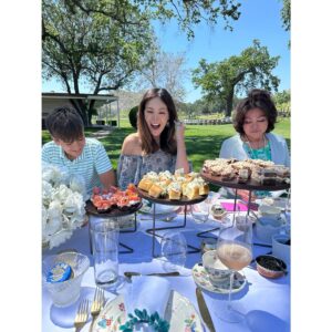 Lindsay Price Instagram - Loves of my life and the giant love bomb day. Thank u @curtisstone