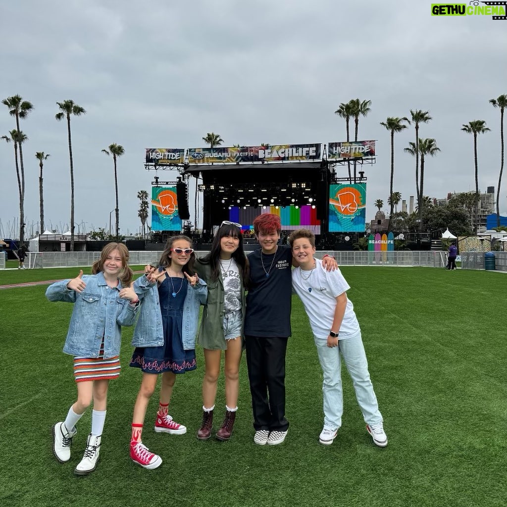 Lindsay Price Instagram - Remember when I said Day 1 would be hard to beat? Well, i had NO idea. Thank you @beachlifefestival for the time of our lives. And Hud? Yeah, you may be just a kid but you sure do have something to say. Dad and I are so proud of you. @wearetherookie5 your talent is only outmatched by your joy. We ♥️ u. Cc: @curtisstone
