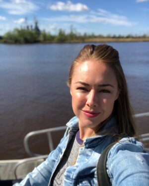 Lindsey McKeon Instagram - Beautiful Day On The Cape Fear River... @wilmingtonnc #sunny #wilmington #travel #tourism