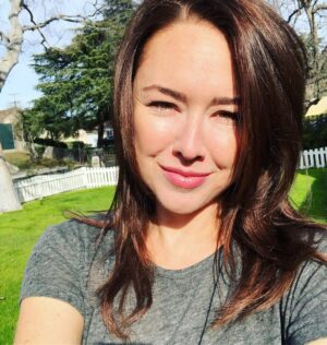 Lindsey McKeon Instagram - CHANGIN UP THE LOOK 4 A NEW PROJECT. STAY TUNED! #selfiesunday #brownhair #haircolor