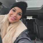 Linni Meister Instagram - Annonse/samarbeid/ Jeg har falt pladask for HONGQI E-HS9! Hva er det ikke å like med denne råe bilen?! (Bla til side for flere lekre bilder) Den har alt man kan drømme om i en bil. Synes derfor det er helt fantastisk at en så lekker og unik bil som HONQI fra @hongqi.norge har et ellevilt leasingtilbud nå:    Leasing av E-HS9 Exclusive kr 6.995/md. og fastrente 2,8% Startleie kun kr 52.250. Etabl.geb. kr 4.995. Tot. kr 308.933. Bindingstid 36 md./45.000 km. 4WD, vinterhjul, metallic lakk, matter og 6 seter er inkludert i prisen.  For et tilbud😳 Vet om flere som ønsker seg denne bilen, så om du slår til nå, får du den billigere enn noen gang! 🥳 Man kan få bilen enda billigere om man dropper massasjen, men personlig mener jeg det er verdt å betale litt ekstra for, da det tar kjøreopplevelsen til nye høyder🤩