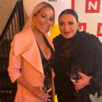 Linni Meister Instagram - I kveld 21:30 kan du se Kamikaze på @tvnorge ❤️ Jeg var på lag med beste @magnusdevold 😎🫶🏼 Gruer meg til å gjenoppleve noe av det flaueste, men også morsomste jeg har gjort🫣😅 Bla til side for å se noen hyggelige bilder og videosnutter fra premieren til Kamikaze😁🫶🏼🥂