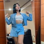 Lip J Instagram - 그댄 나의 친구야 비오는 날 우산이 되줘 해가 뜨는 날에는 널 지켜줄게 #나의5월 #Imhero
