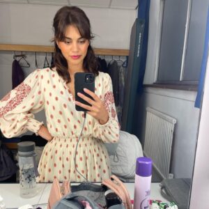 Lisa Ambalavanar Instagram - Noises Off UK tour. 

80 shows done, at least 95 to go 🥵
That’s a lot of stairs. 

An honour to work with these people.