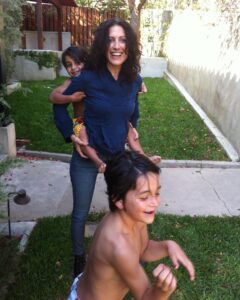 Actress Lisa Edelstein HD Instagram Photos and Wallpapers June 2024