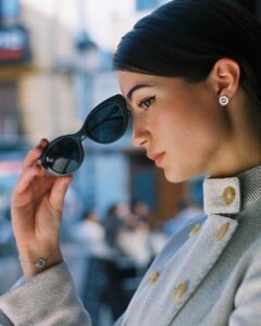 Lisa-Marie Koroll Instagram - Still busy extending my summer 🫶🏼 @emporioarmani #EAeyewear #EAwatches #EAjewellery
