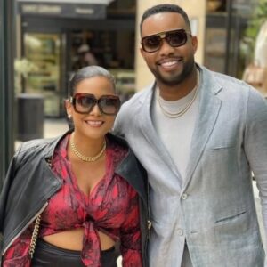 Lisa Nicole Cloud Instagram - GOD MAKES NO MISTAKES.

The link up is real. Like minds, kingdom assigned, destiny keepers,  on a global mission to impact #1Billionlives.

The ones you start with won't always be the ones you finish with... but trust that God will put the right people in your life, at the right time and for the right reasons.

The prior runs were practice. This run is for LEGACY and will be a 🎬 movie to watch. LET'S GOOOOOO!

#1billionlives #100millionaires #globallyassigned
#healthandwealth #nvu #davidimonitie #lisanicolecloud
#chanitafoster