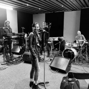 Lisa Stansfield Instagram - We’re all getting excited about the US tour. Rehearsals in progress. All sounding great! #usa #deeper #soul #livemusic