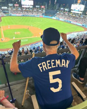 Lisa Whelchel Instagram - My mother (Granny Fabulous) and stepfather (Grandfather Great) are huge @dodgers fans. Due to health concerns, we didn’t know if they would ever be able to attend another game. But last night happened and it was a magical memory. 🧢⚾️💙🤍 🌭#gododgers #gomomma