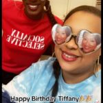 Lisa Leslie Instagram - I’m SCREAMING HAPPY BIRTHDAY TO MY SISTER @herlilsister My day 1! You already know! My life has been complete since the day you were born! God gave me the opportunity to be your big sister ♥️♥️♥️♥️♥️♥️♥️ Love you deeply and FOREVER! Please help me wish my sister a Happy Birthday🥳 🎉🎉🎉🎁🎁🎁 6’5 and 5’6 We are perfect together👯‍♀️