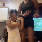 Lisa Leslie Instagram - Sunday Fun Day with my niece at Grandma’s house💕💕💕 #FamilyFirst #Morningside Monarch #Inglewood😂
