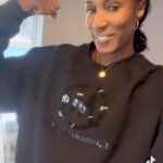 Lisa Leslie Instagram – Never forget! Motivation♥️♥️ #mambamentality #mamacita  @jelenew_official on the 🚴🏾‍♀️#Vail