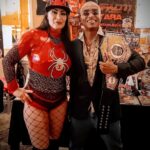Lisa Marie Varon Instagram - ғᴏʀ ᴛʜᴇ ᴄᴜʟᴛᴜʀᴇ 👁️ & 🕷️"I'm happy you did not bring any peasants with you" - @reallisamarie @squaredcircleexpo @chicagorob420 📷 #wwe #wwerecruit #wwelegend #wwevictoria #independentartist #iconlee #manifestation #goalchase #consistency #collaboration #darkart #nogames #noexcuses #myrise #iconweek #maniaweek #2024