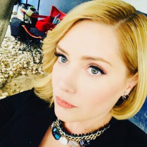 Lisette Morelos Instagram - En la espera de grabar más escenas de #quélepasaamifamilia