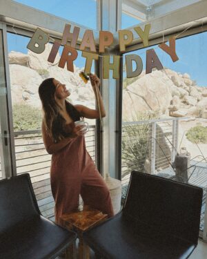 Lisseth Chavez Instagram - Time for d e s e r t 🎂 🌵