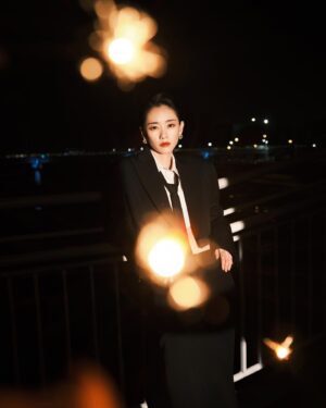 Liu Yase Thumbnail - 7.1K Likes - Most Liked Instagram Photos