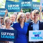 Liz Truss Instagram - Meeting @conservatives from across the country who share my vision to unite our Party. 🇬🇧 #LizForLeader
