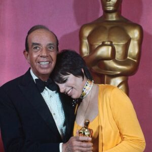 Liza Minnelli Instagram - Hi kids! My mother gave me my drive… my father gave me my dreams. Saturday, October 14, my wonderful, loving and as you know, dearest friend in the whole wide world @michaelfeinsteinsings premieres
“Liza & Vincente Minnelli: Movies. Music. Magic.” @thewallisbh in Beverly Hills. It’s gonna be SRO and you’re gonna love it. I do.